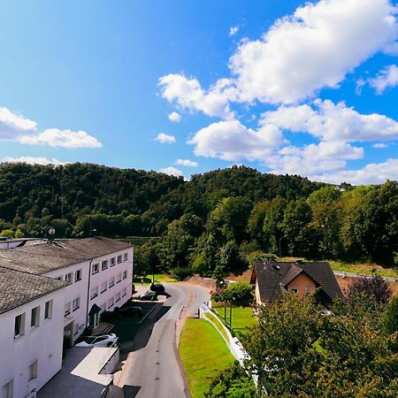 Moderne Fewo Sky Netflix Terrasse Burgblick Boxspringbett Waschtrockner Bullay Exterior photo